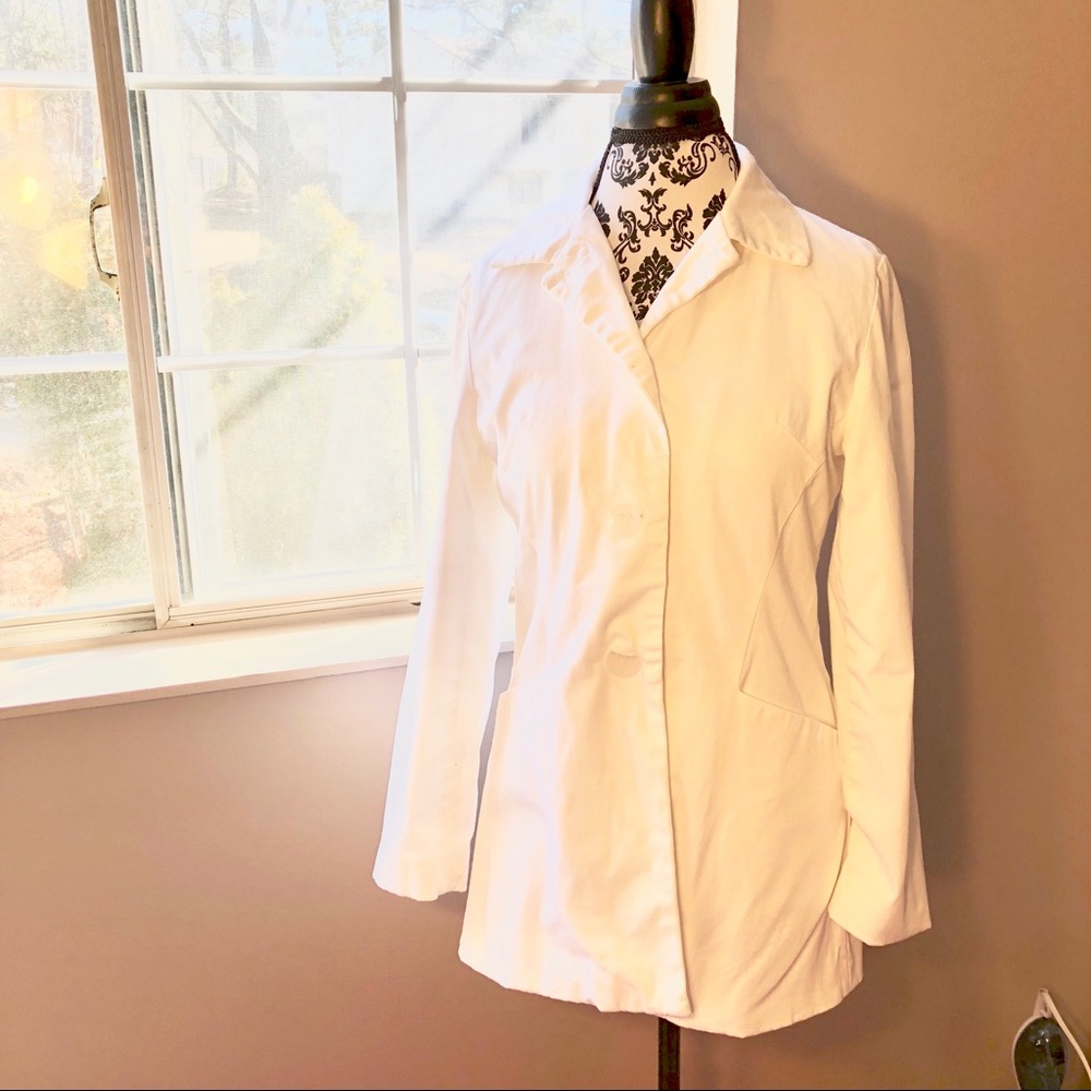 Price drop ✨WEATHERPROOF bright white pea coat 🧥